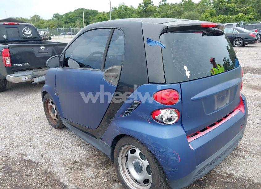 Photo 3 of 2013 Smart Fortwo PASSION/PURE (VIN WMEEJ3BA6DK664115)