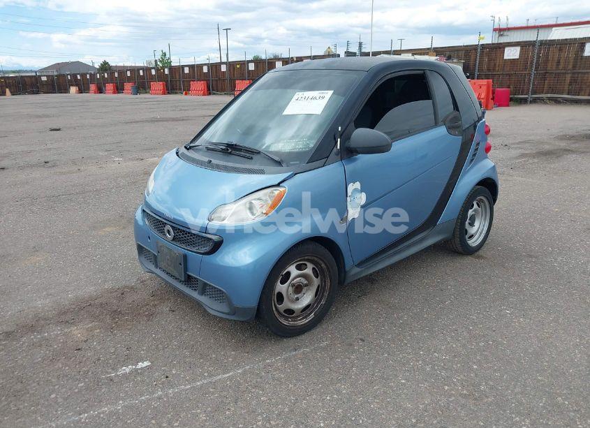 Photo 2 of 2013 Smart Fortwo PASSION/PURE (VIN WMEEJ3BA7DK622651)