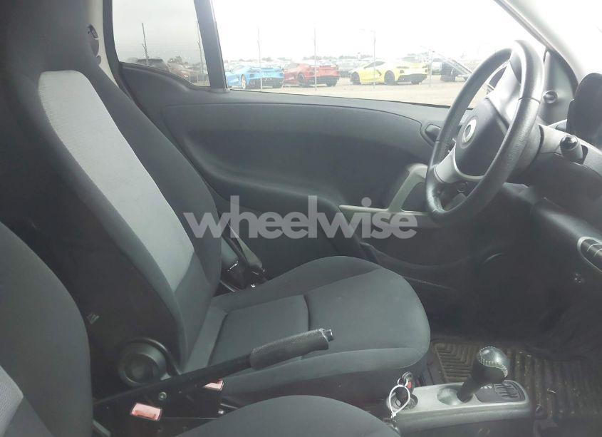 Photo 5 of 2013 Smart Fortwo PASSION/PURE (VIN WMEEJ3BA7DK622651)