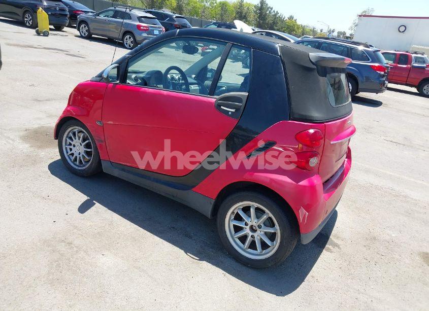 Photo 3 of 2011 Smart Fortwo PASSION (VIN WMEEK3BA7BK427739)