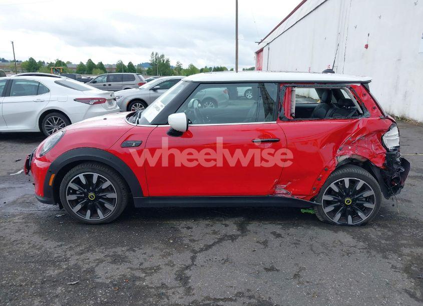 Photo 14 of 2024 Mini Se HARDTOP COOPER (VIN WMW13DJ06R2V85604)