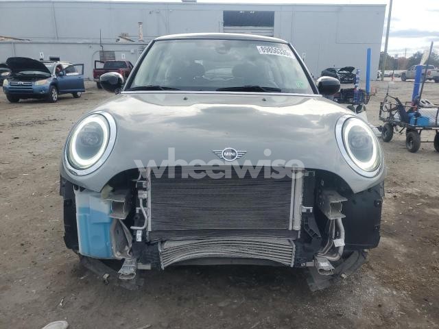 Photo 5 of 2022 MINI COOPER N/A (VIN WMW33DH07N2P64310)