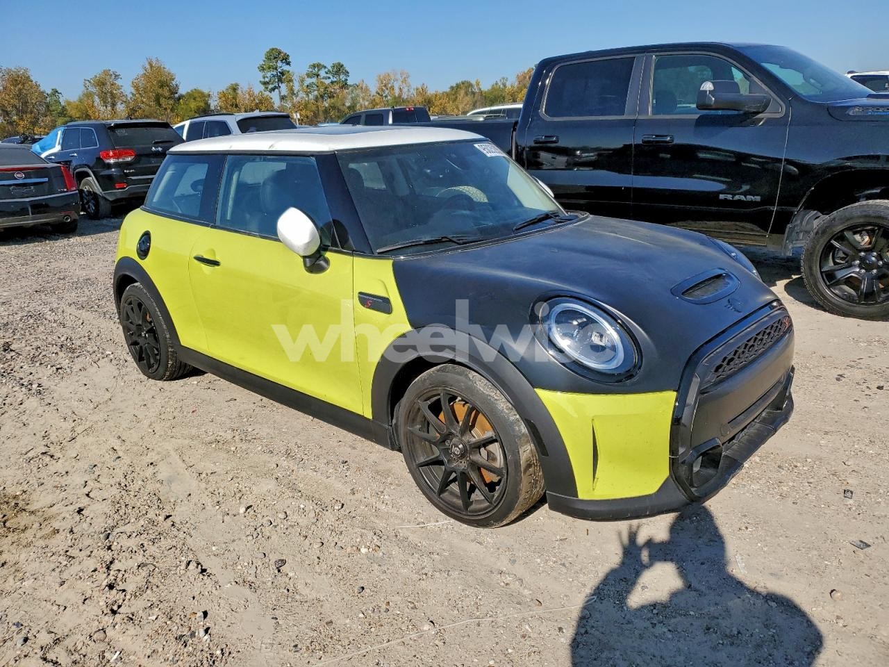 Photo 4 of 2023 MINI COOPER S (VIN WMW53DH02P2T77479)