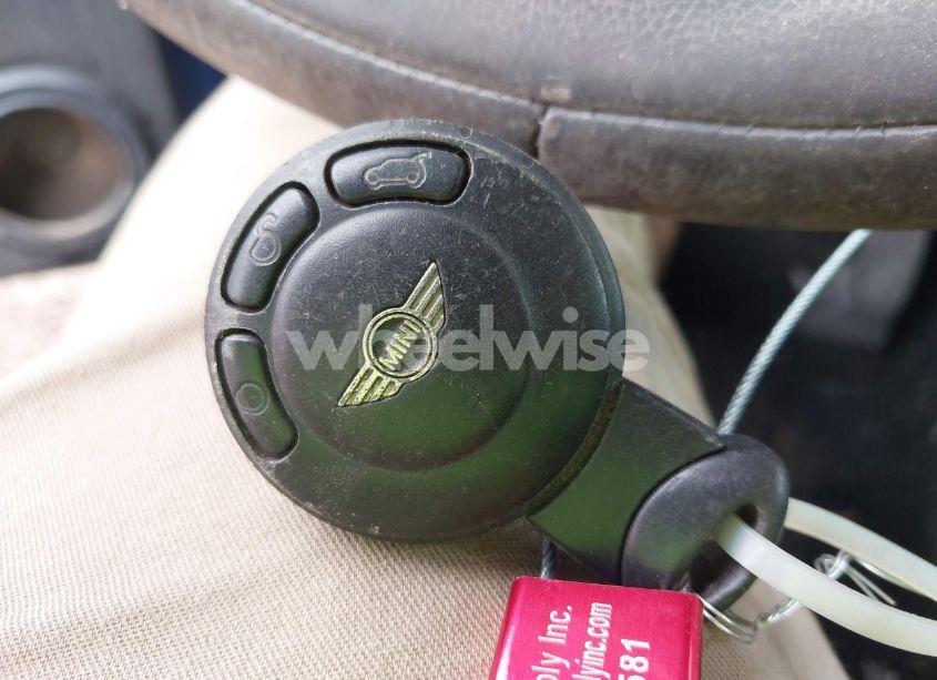 Photo 11 of 2007 Mini Cooper N/A (VIN WMWMF33507TT58780)