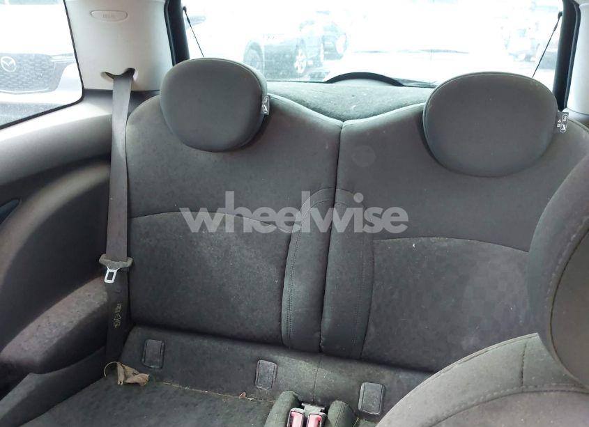 Photo 8 of 2007 Mini Cooper N/A (VIN WMWMF33507TT58780)