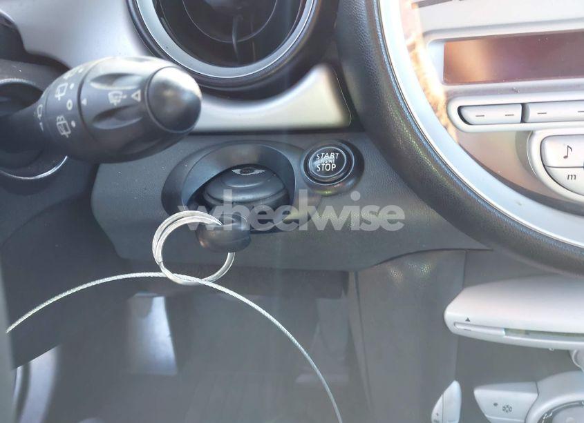 Photo 11 of 2008 Mini Cooper N/A (VIN WMWMF33508TT60207)