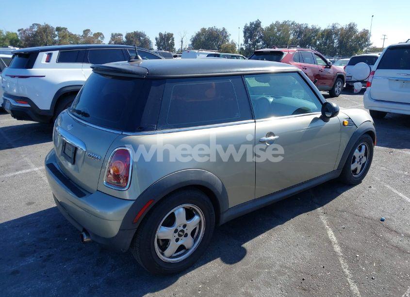 Photo 4 of 2008 Mini Cooper N/A (VIN WMWMF33508TT60207)