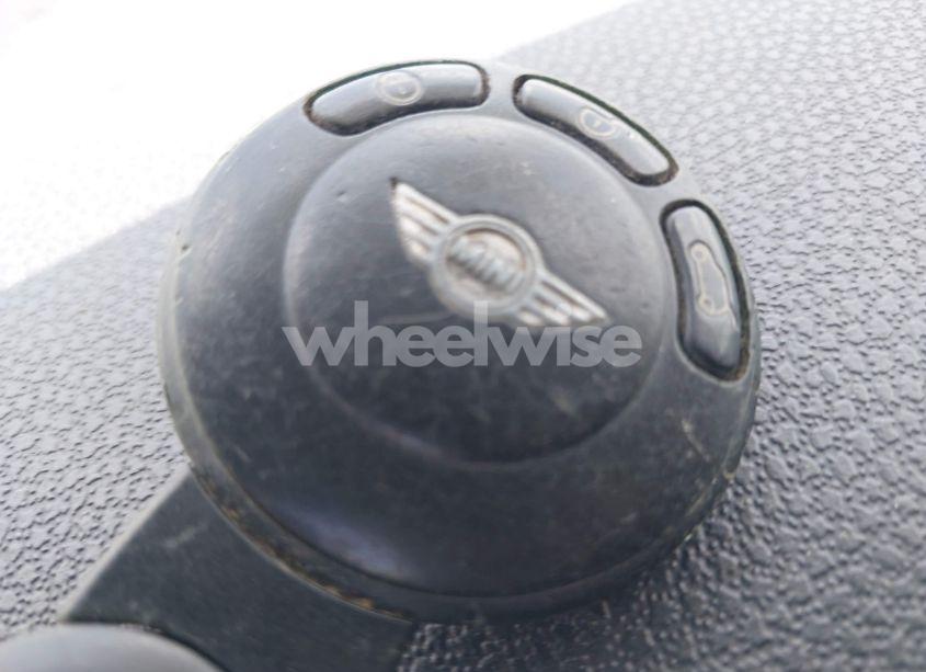 Photo 11 of 2007 Mini Cooper N/A (VIN WMWMF33537TT53783)