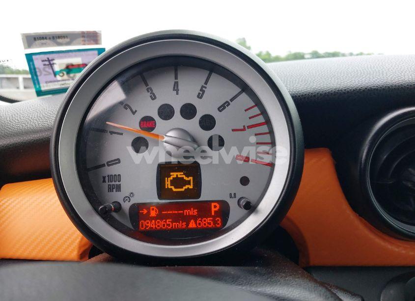 Photo 7 of 2009 Mini Cooper N/A (VIN WMWMF33539TW76329)