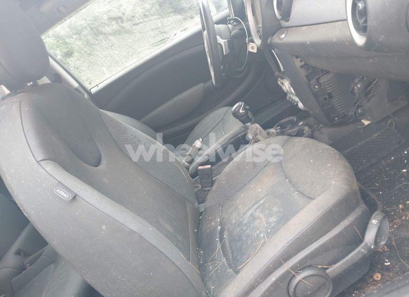 Photo 5 of 2007 Mini Cooper N/A (VIN WMWMF33547TT54814)