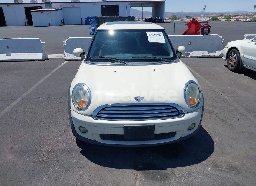 Photo 6 of 2007 Mini Cooper N/A (VIN WMWMF33567TU62285)