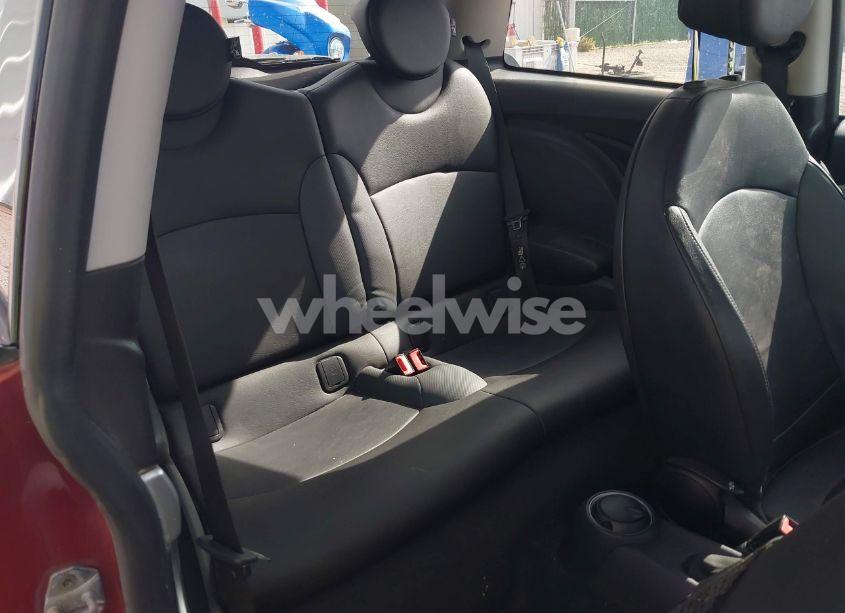 Photo 8 of 2009 Mini Cooper N/A (VIN WMWMF33579TW73000)