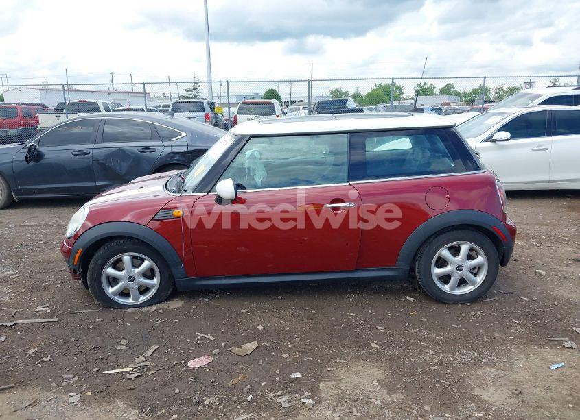 Photo 14 of 2009 Mini Cooper N/A (VIN WMWMF33599TW72771)
