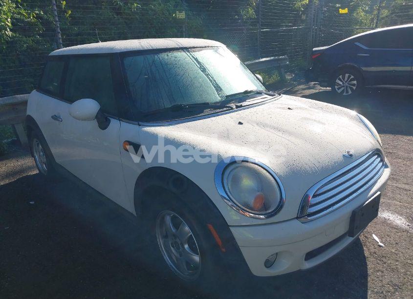 2007 Mini Cooper N/A (VIN WMWMF335X7TU63276) main photo