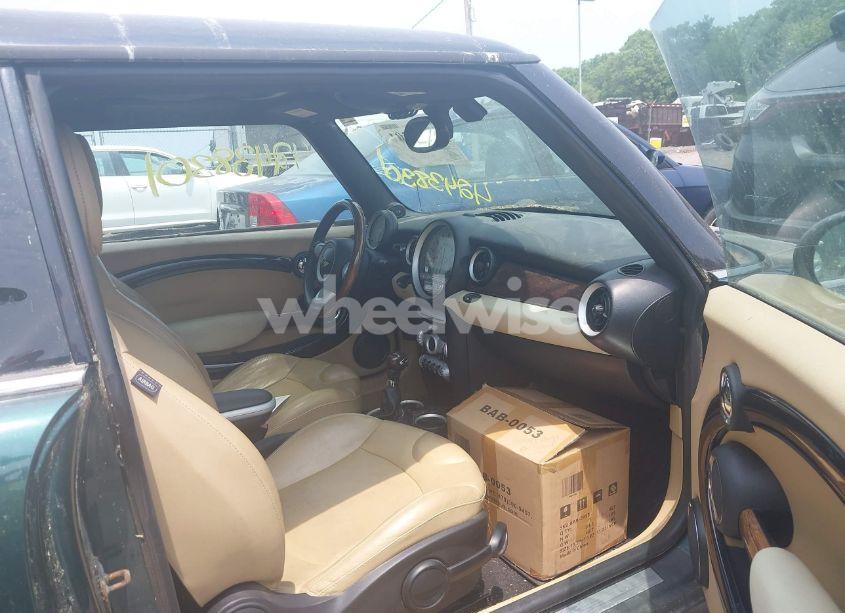 Photo 5 of 2010 Mini Cooper N/A (VIN WMWMF3C50ATZ60957)