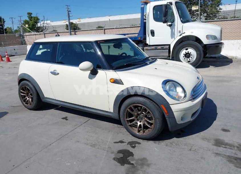 2010 Mini Cooper N/A (VIN WMWMF3C51ATZ62765) main photo