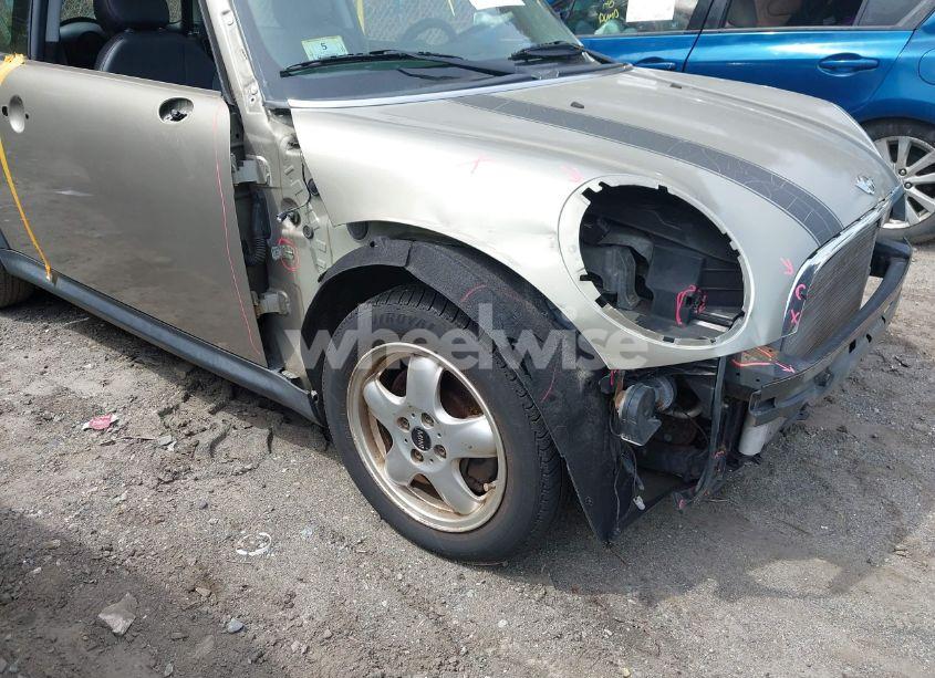 Photo 6 of 2010 Mini Cooper N/A (VIN WMWMF3C52ATZ61026)