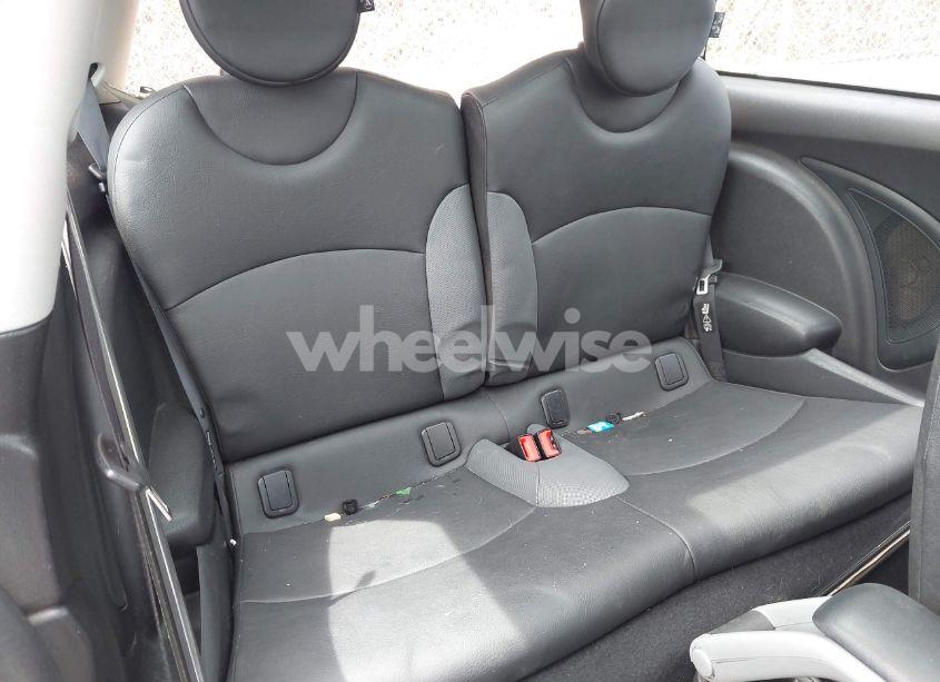 Photo 8 of 2010 Mini Cooper N/A (VIN WMWMF3C52ATZ61026)