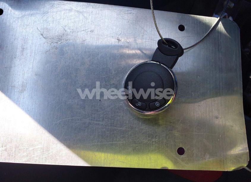 Photo 11 of 2010 Mini Cooper N/A (VIN WMWMF3C53ATZ61178)