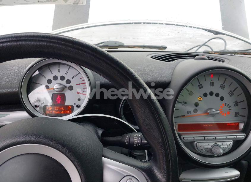 Photo 7 of 2010 Mini Cooper N/A (VIN WMWMF3C55ATZ25847)