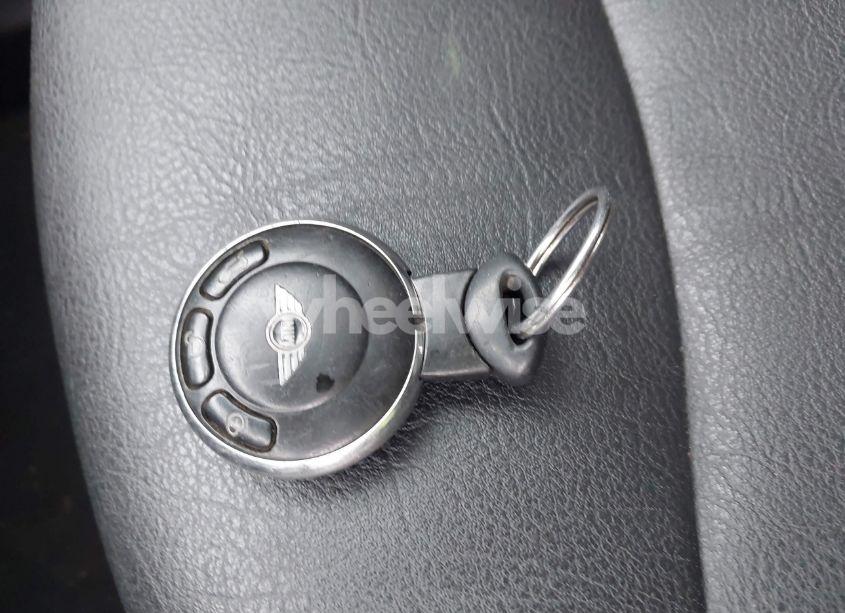 Photo 11 of 2010 Mini Cooper N/A (VIN WMWMF3C55ATZ26755)