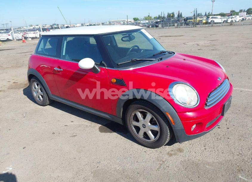 2010 Mini Cooper N/A (VIN WMWMF3C56ATZ61062) main photo