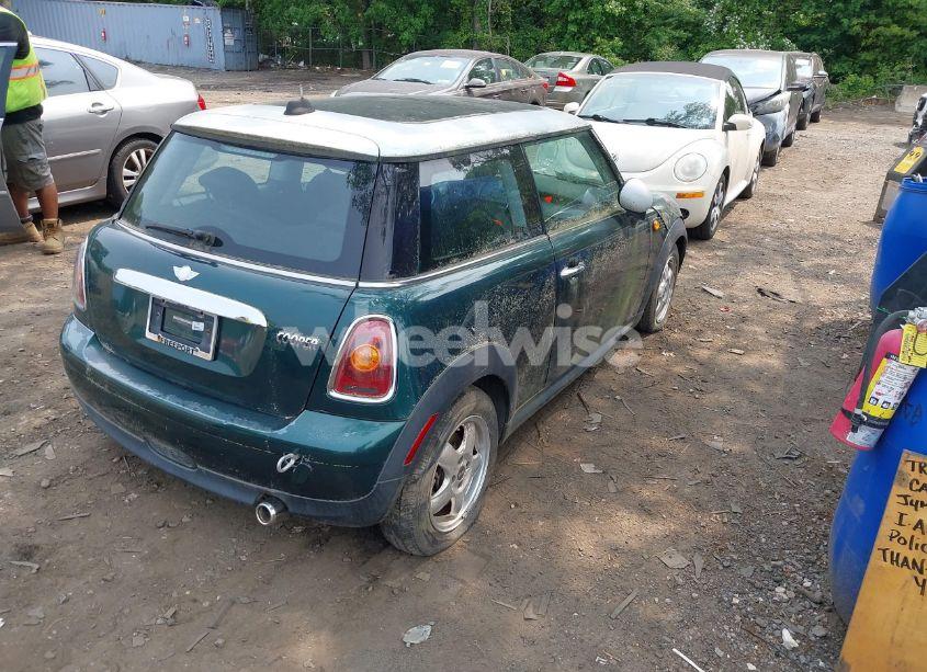 Photo 4 of 2010 Mini Cooper N/A (VIN WMWMF3C57ATZ24618)