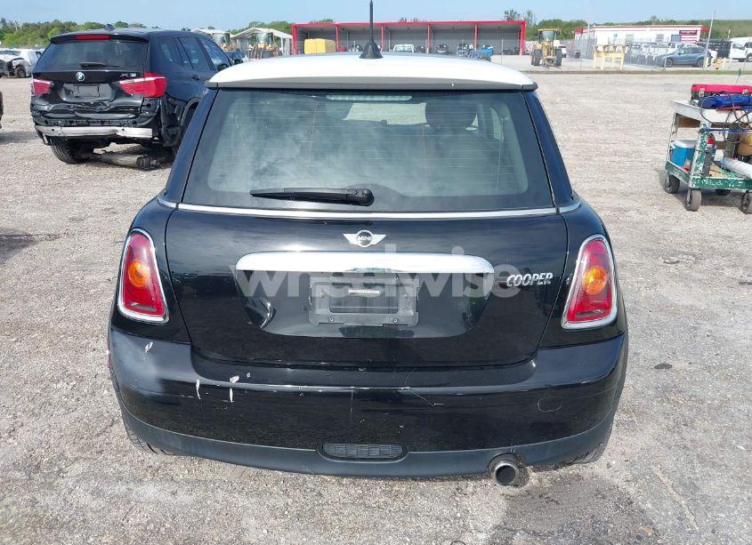 Photo 16 of 2010 Mini Cooper N/A (VIN WMWMF3C5XATU77265)