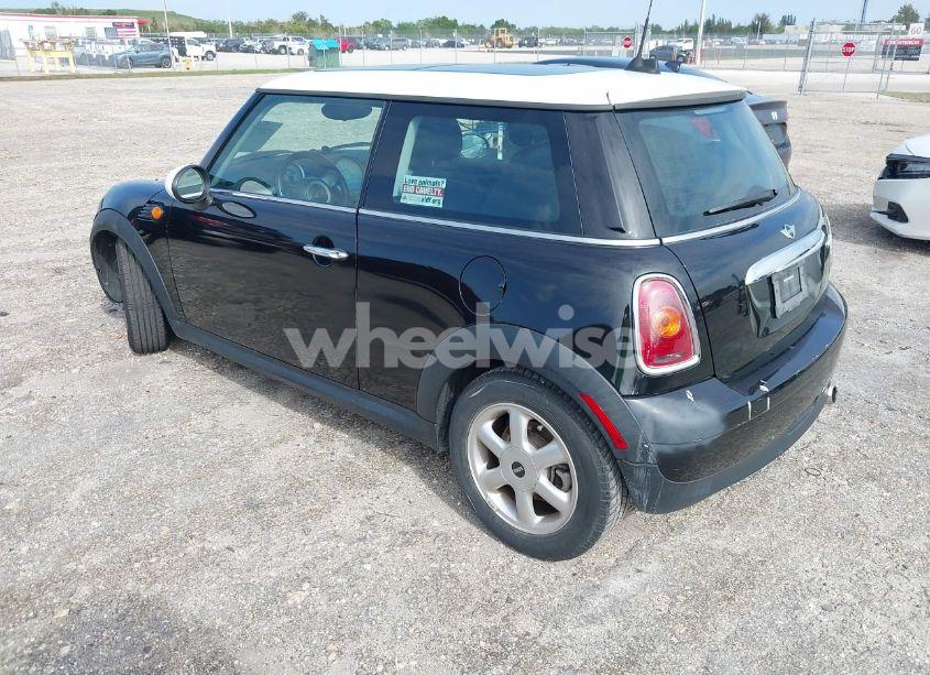 Photo 3 of 2010 Mini Cooper N/A (VIN WMWMF3C5XATU77265)