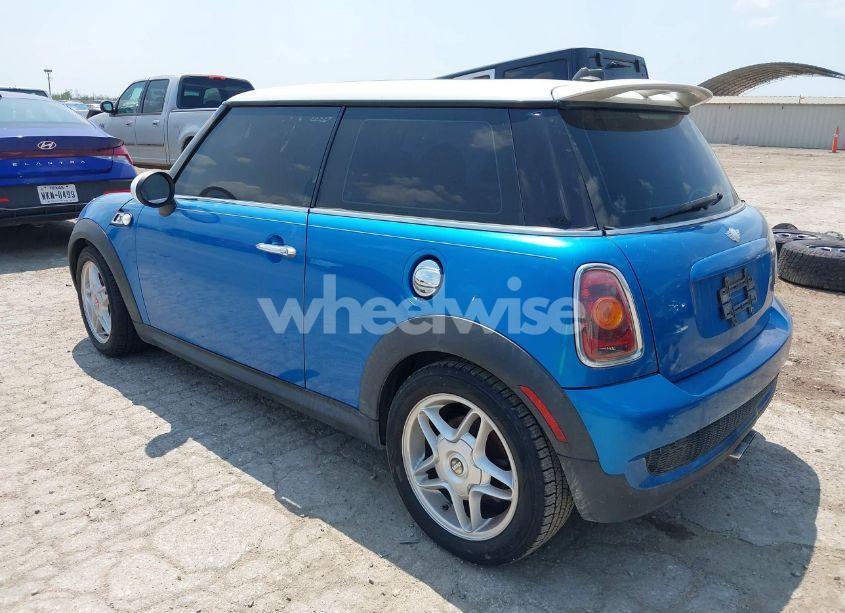 Photo 3 of 2008 Mini Cooper S (VIN WMWMF73528TT91045)