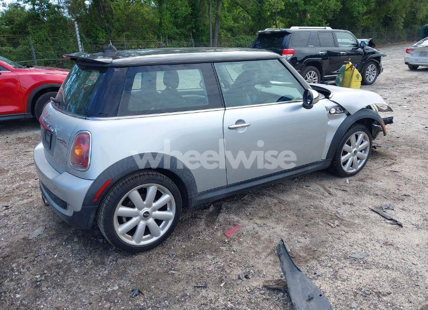 Photo 4 of 2007 Mini Cooper S (VIN WMWMF73537TL88038)
