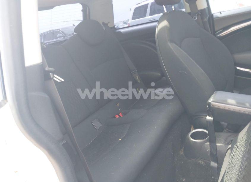 Photo 8 of 2007 Mini Cooper S (VIN WMWMF73547TV31403)