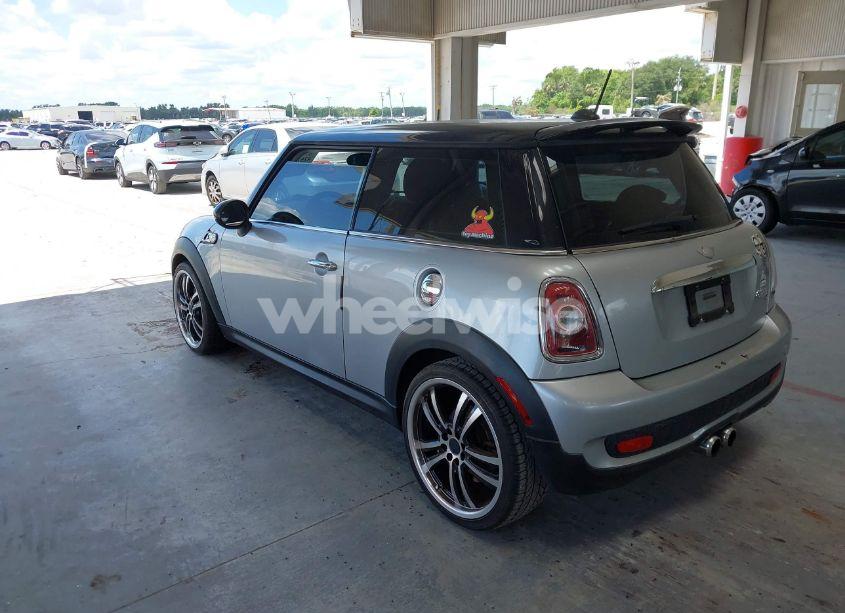 Photo 3 of 2008 Mini Cooper S (VIN WMWMF73548TV35548)