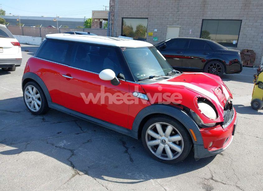 2009 Mini Cooper S (VIN WMWMF73549TX40837) main photo