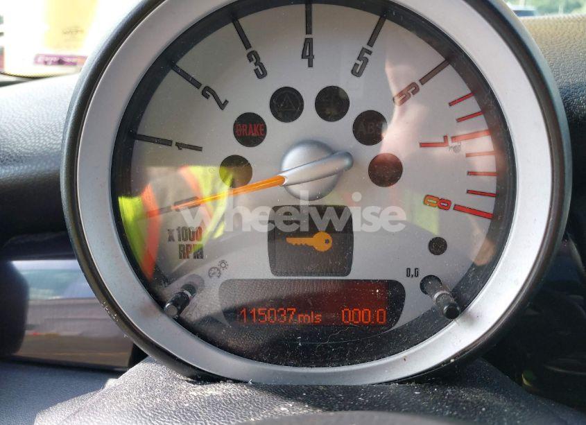 Photo 7 of 2009 Mini Cooper S (VIN WMWMF73579TT97876)