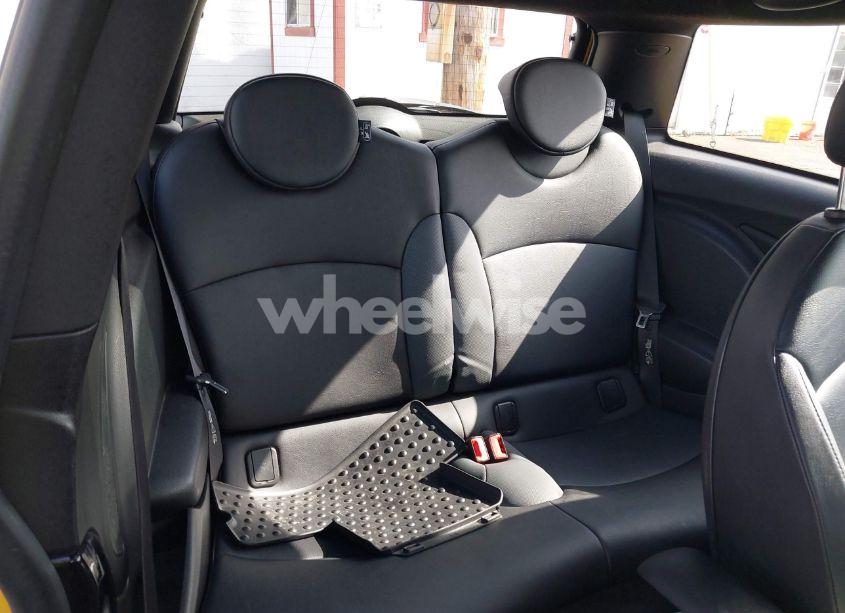 Photo 8 of 2009 Mini Cooper S (VIN WMWMF73579TT97876)