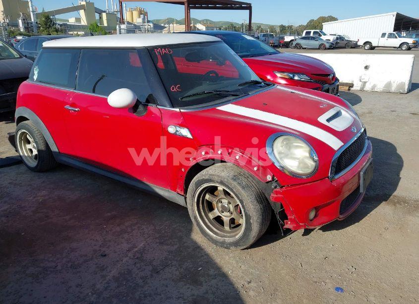 2008 Mini Cooper S (VIN WMWMF73588TT89848) main photo