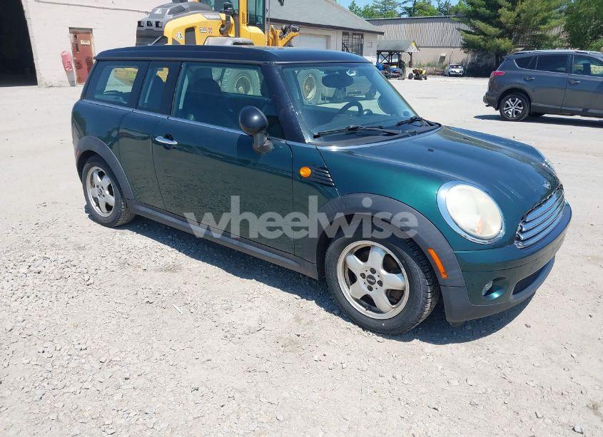 2009 Mini Cooper CLUBMAN (VIN WMWML33549TP98318) main photo