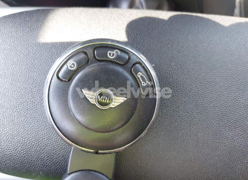 Photo 11 of 2009 Mini Cooper CLUBMAN (VIN WMWML33549TP98318)