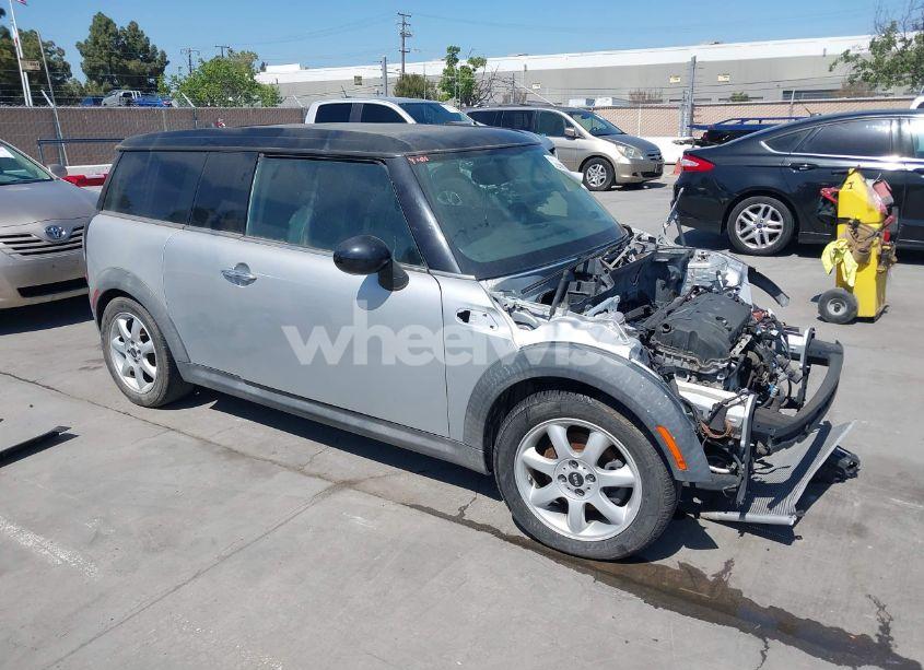 2008 Mini Cooper CLUBMAN (VIN WMWML33578TN68187) main photo