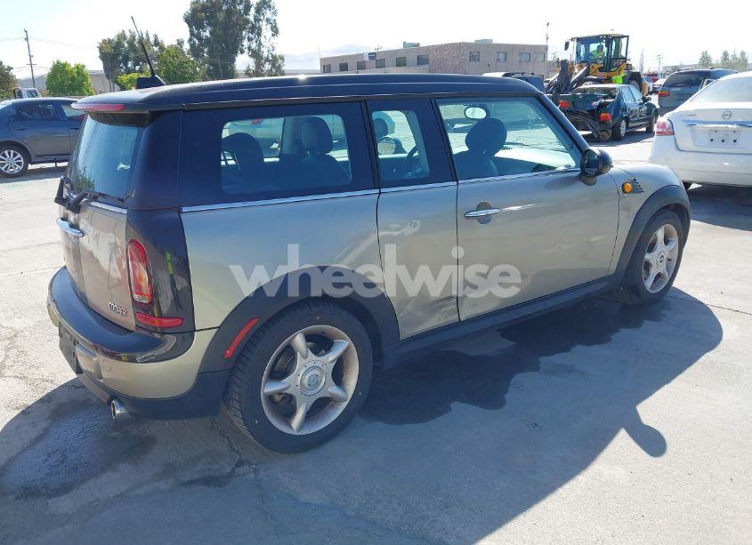 Photo 4 of 2008 Mini Cooper CLUBMAN (VIN WMWML33598TJ46888)