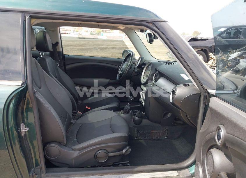 Photo 5 of 2009 Mini Cooper CLUBMAN (VIN WMWML335X9TX36146)