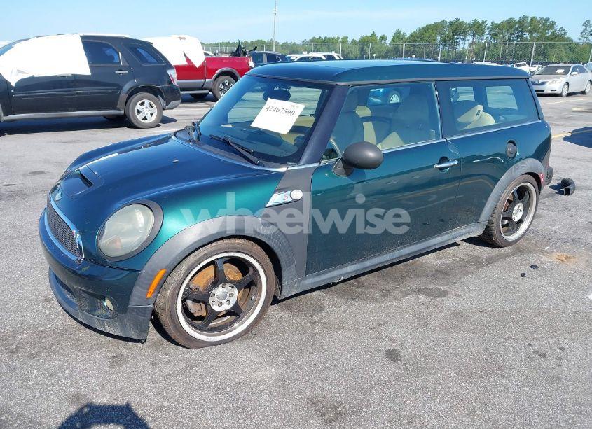 Photo 2 of 2009 Mini Cooper S CLUBMAN (VIN WMWMM33509TP73445)
