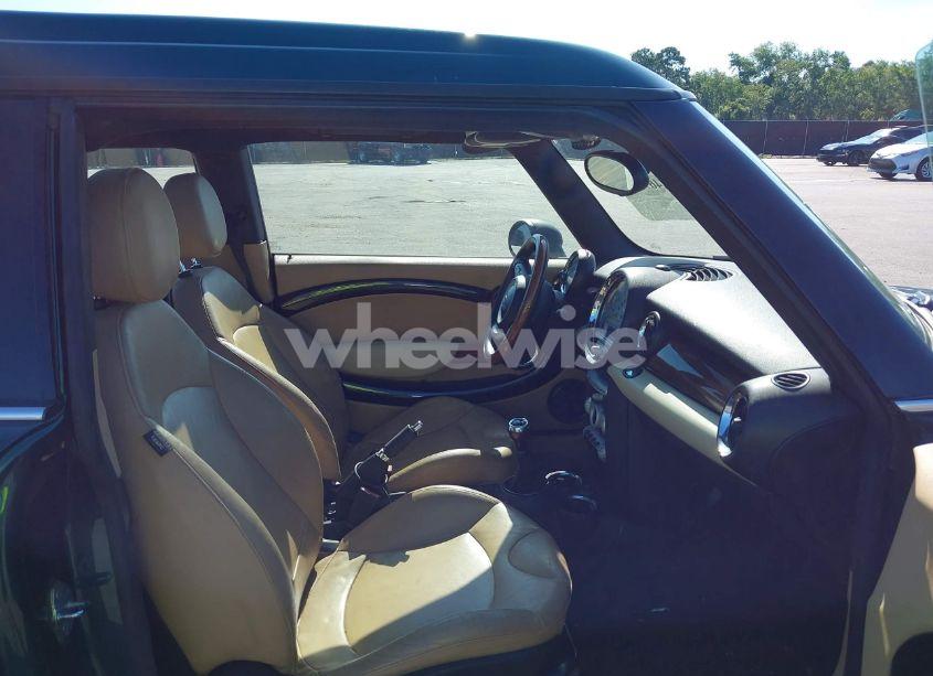 Photo 5 of 2009 Mini Cooper S CLUBMAN (VIN WMWMM33509TP73445)