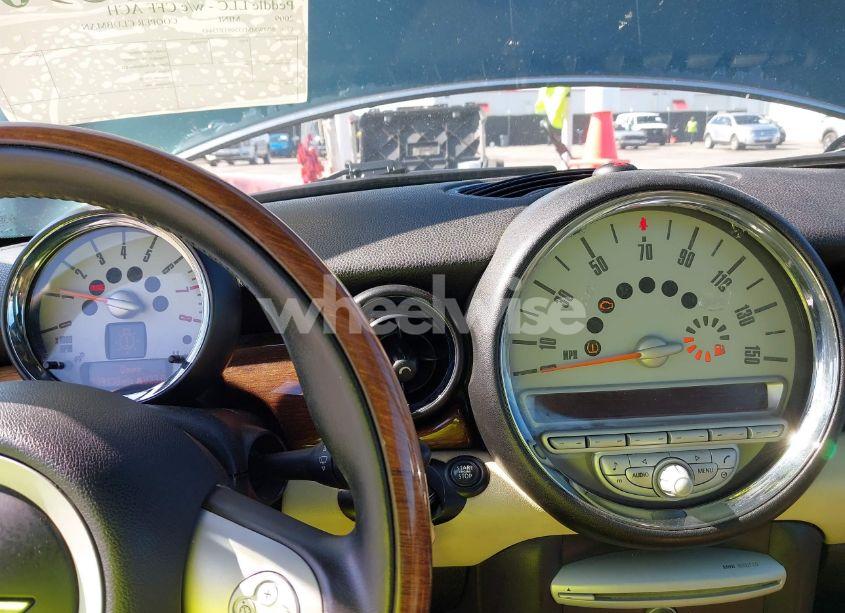 Photo 7 of 2009 Mini Cooper S CLUBMAN (VIN WMWMM33509TP73445)