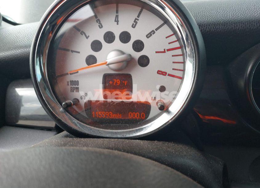 Photo 7 of 2009 Mini Cooper S CLUBMAN (VIN WMWMM33539TP90210)