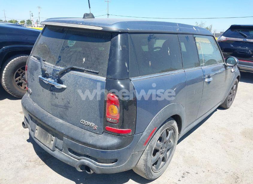 Photo 4 of 2010 Mini Cooper S CLUBMAN (VIN WMWMM3C53ATP76411)