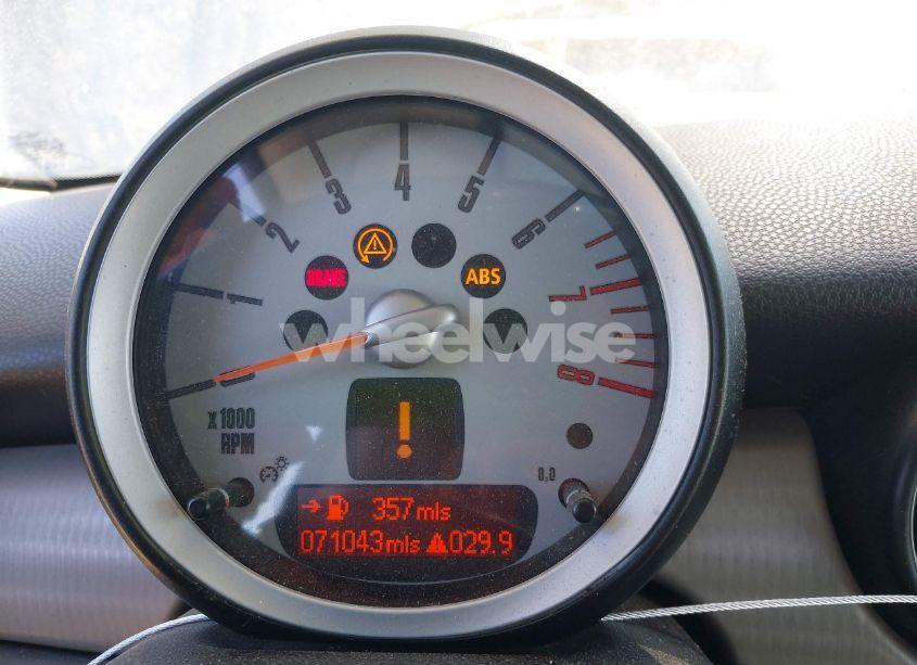 Photo 7 of 2010 Mini Cooper S CLUBMAN (VIN WMWMM3C53ATP76411)