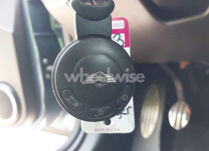 Photo 11 of 2010 Mini Cooper S CLUBMAN (VIN WMWMM3C56ATP75804)