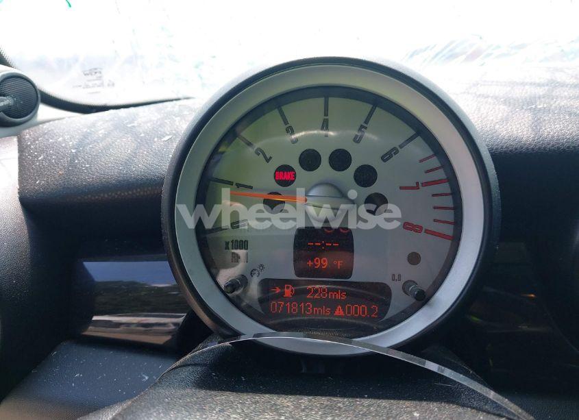 Photo 7 of 2010 Mini Cooper S CLUBMAN (VIN WMWMM3C56ATP75804)